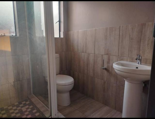 3 BEDROOM HOUSE FOR SALE IN IVY PARK